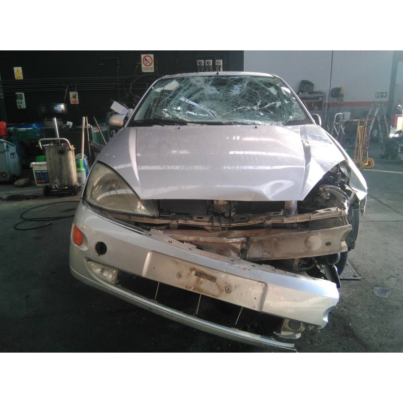 ford focus berlina (cak) del año 1999