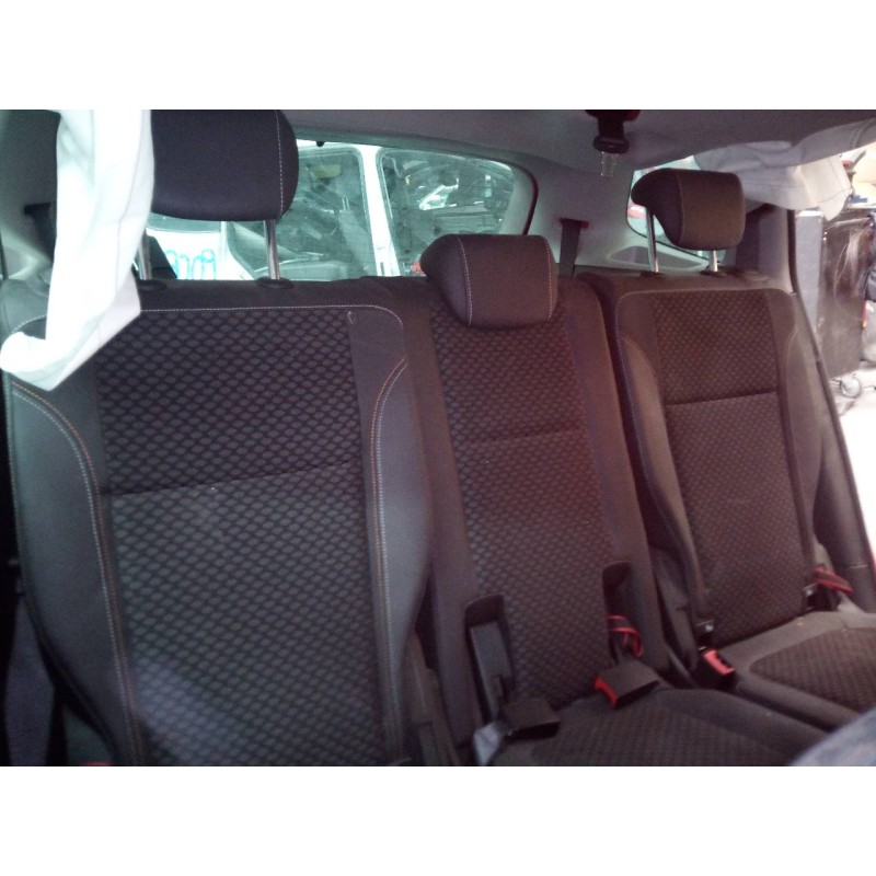 opel zafira (c) del año 2017