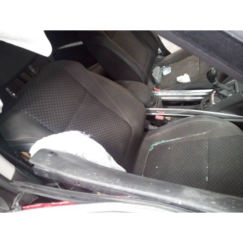 opel zafira (c) del año 2017