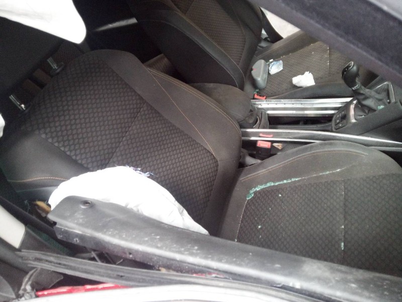 opel zafira (c) del año 2017