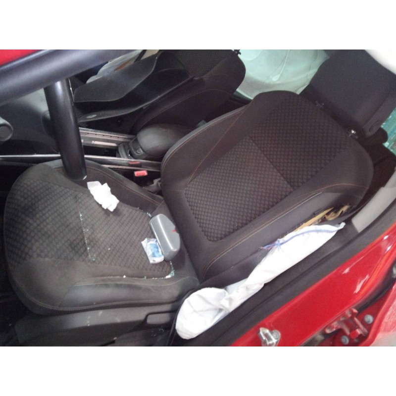 opel zafira (c) del año 2017