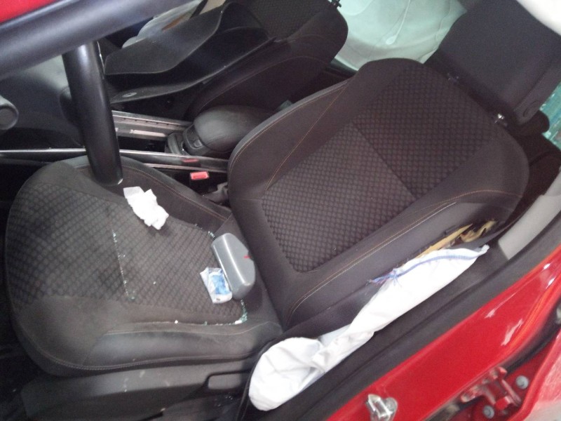 opel zafira (c) del año 2017