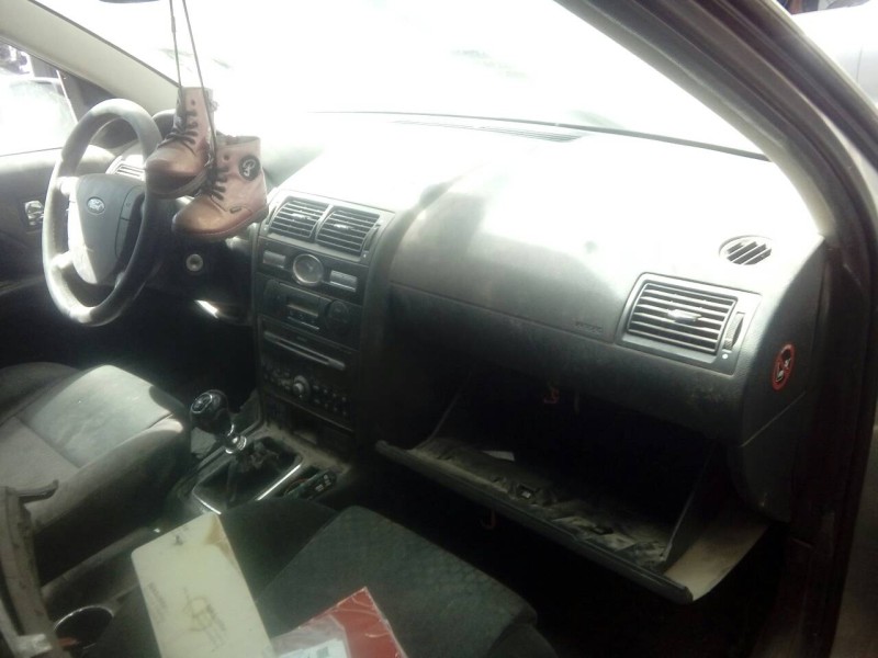 ford mondeo berlina (ge) del año 2006