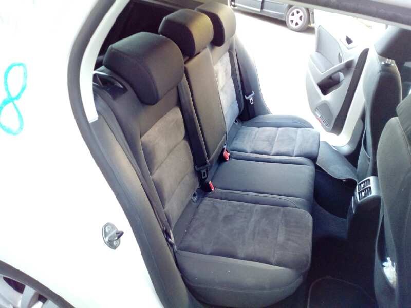 volkswagen golf vi (5k1) del año 2009