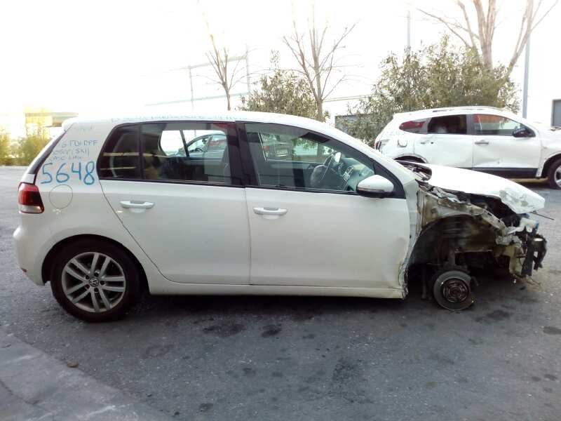 volkswagen golf vi (5k1) del año 2009