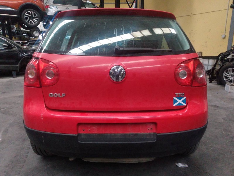 volkswagen golf v berlina (1k1) del año 2006