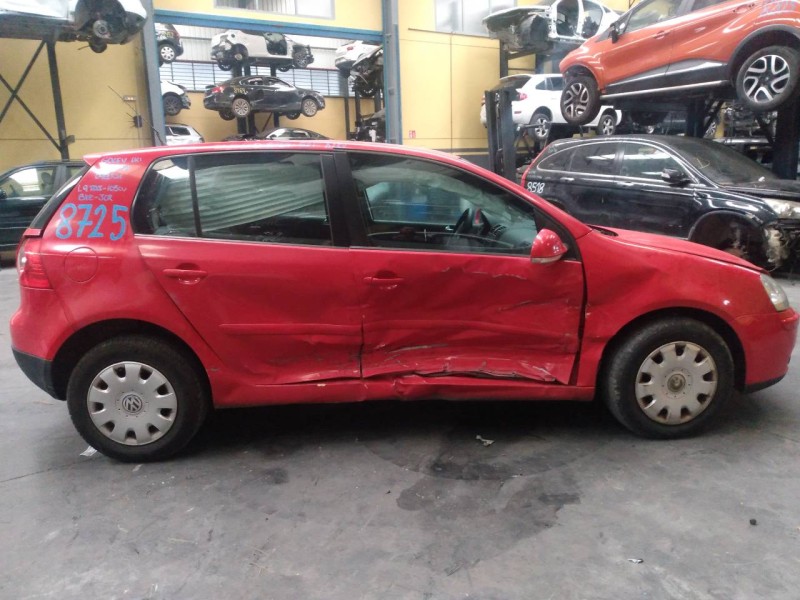 volkswagen golf v berlina (1k1) del año 2006