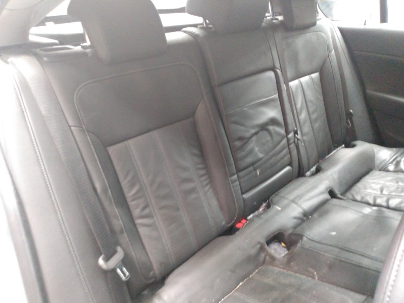 opel insignia berlina del año 2013