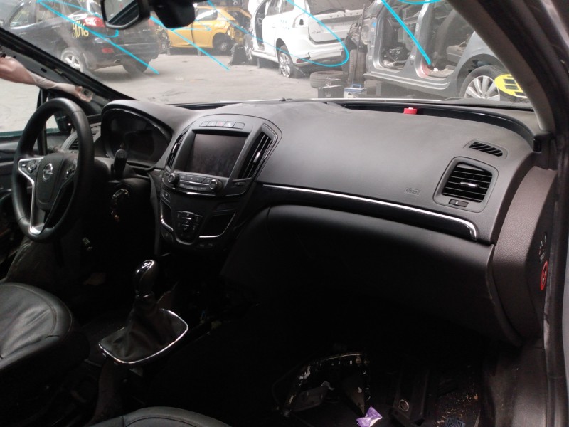 opel insignia berlina del año 2013