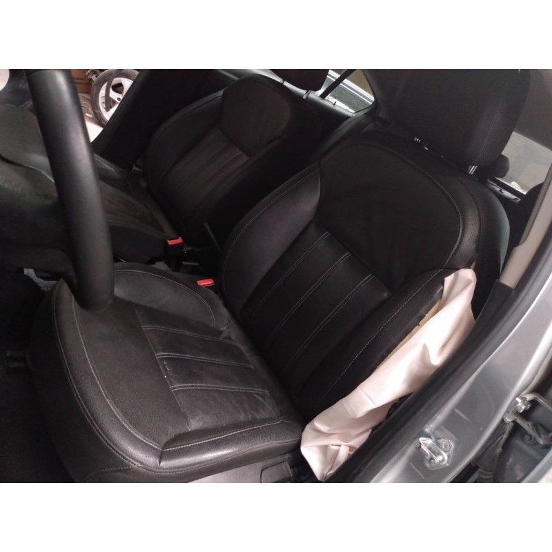 opel insignia berlina del año 2013