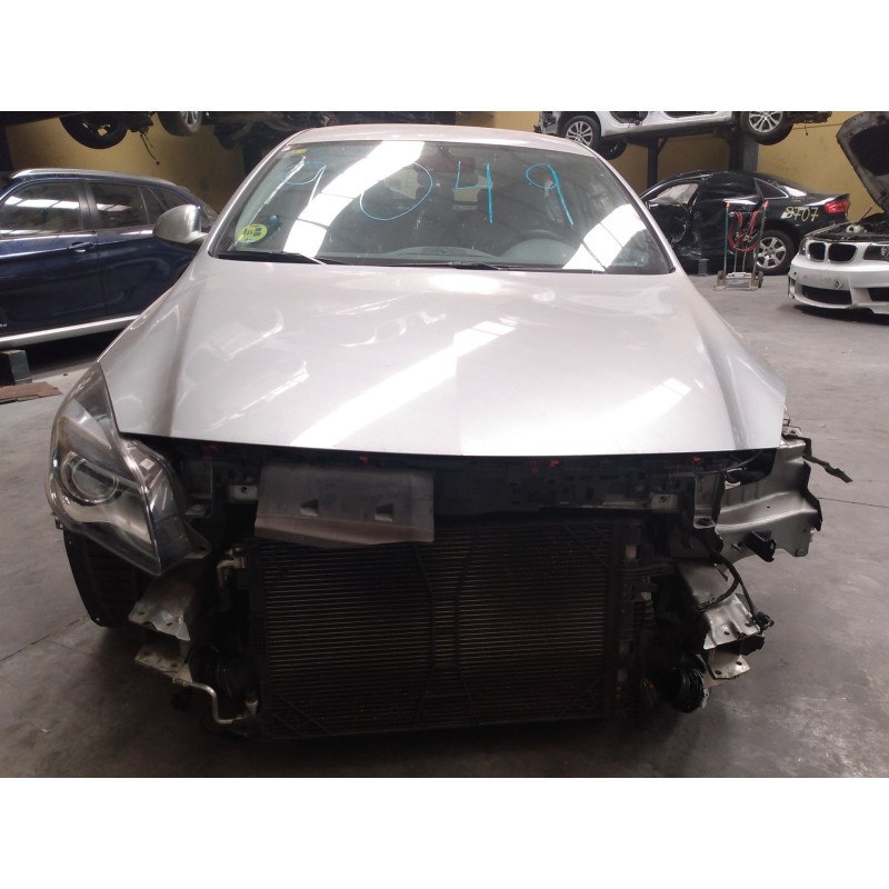 opel insignia berlina del año 2013