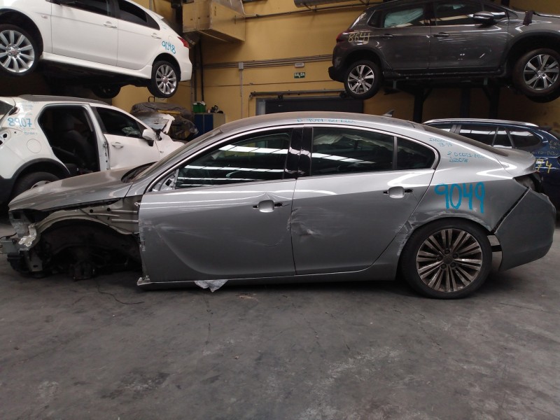 opel insignia berlina del año 2013