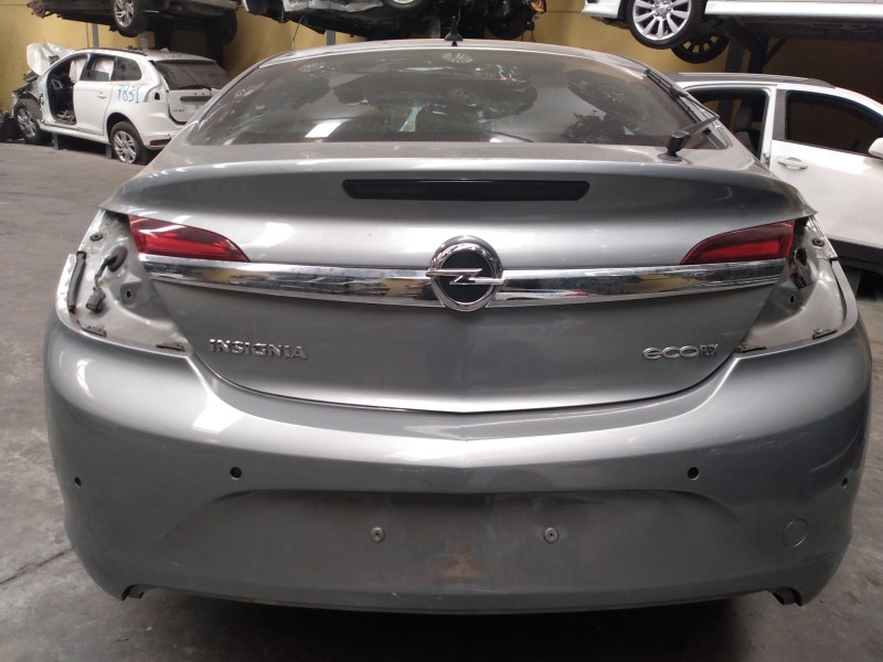 opel insignia berlina del año 2013