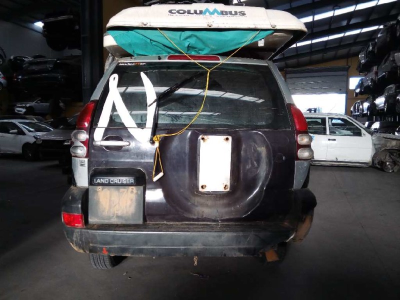 toyota land cruiser (j12) del año 2004