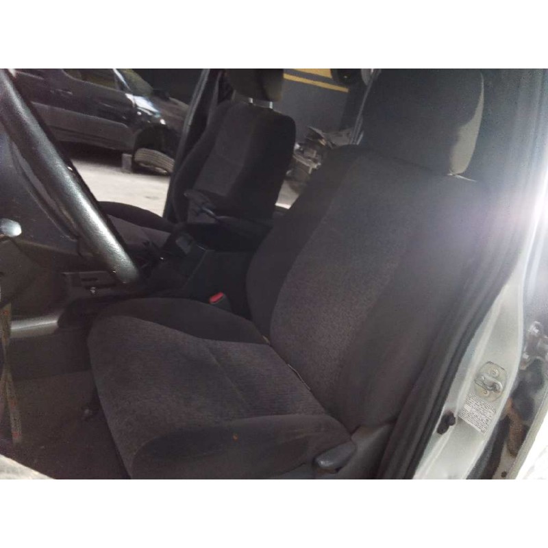 toyota land cruiser (j12) del año 2004