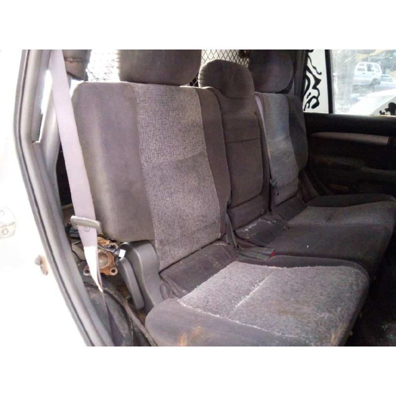 toyota land cruiser (j12) del año 2004