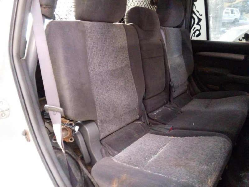 toyota land cruiser (j12) del año 2004