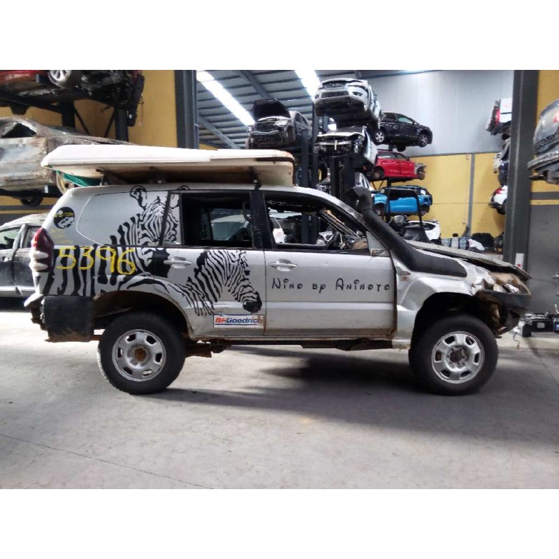 toyota land cruiser (j12) del año 2004