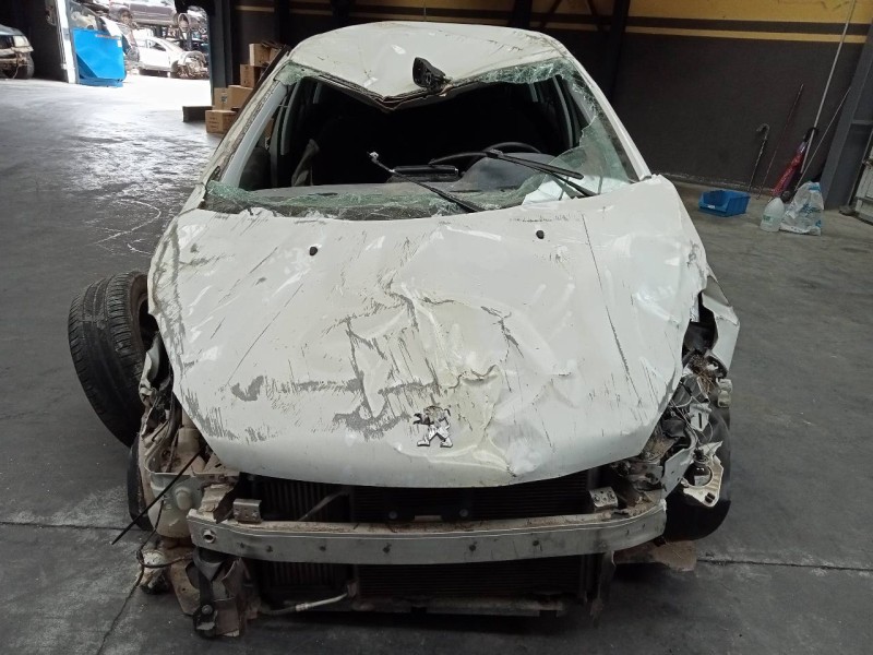 peugeot 208 del año 2014