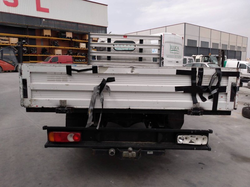 nissan cabstar del año 2003