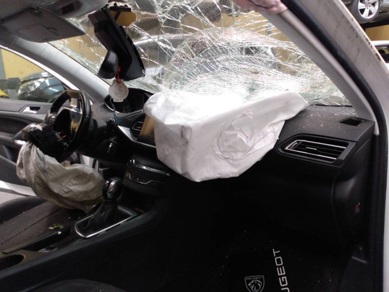 peugeot 308 del año 2018