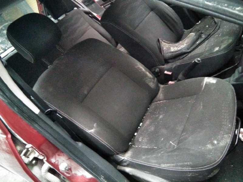 dacia sandero del año 2012