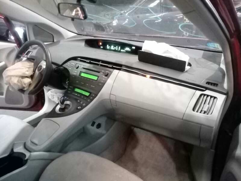 toyota prius (nhw30) del año 2010