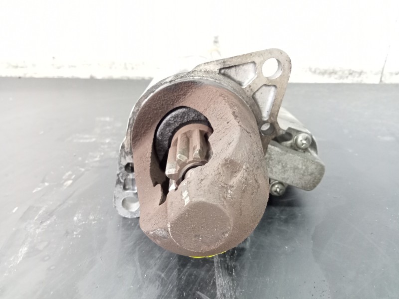 Recambio de motor arranque para subaru xv exclusive referencia OEM IAM 23300AA621  