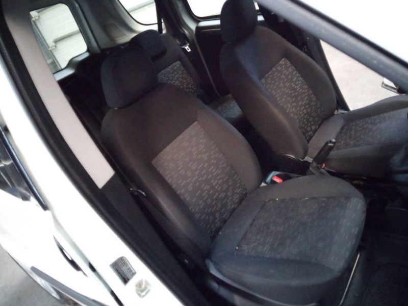 opel combo d del año 2017