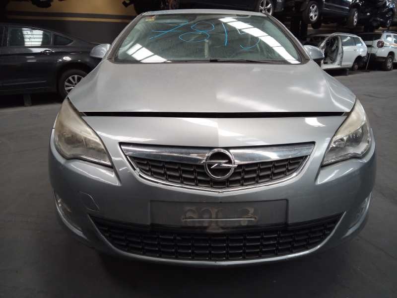 opel astra j lim. del año 2010