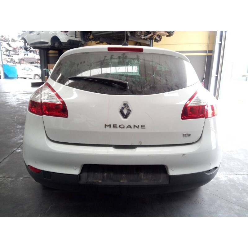 renault megane iii berlina 5 p del año 2014