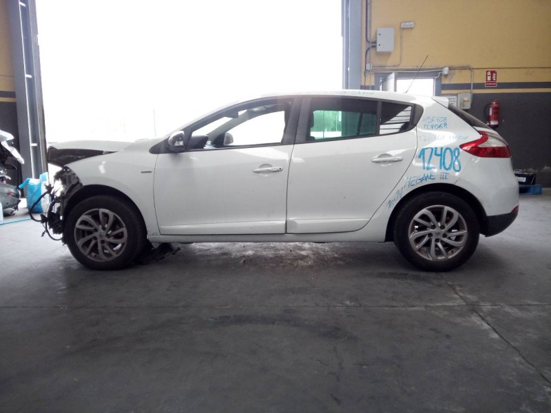 renault megane iii berlina 5 p del año 2014
