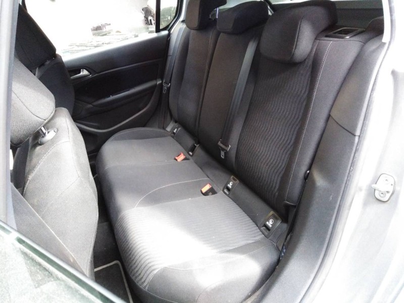 peugeot 308 del año 2014