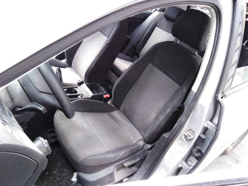 volkswagen golf vii lim. (5g1) del año 2014