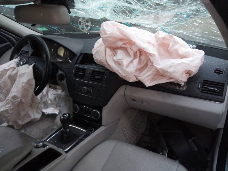 mercedes-benz clase c (w204) berlina del año 2010