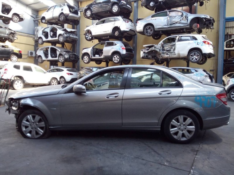 mercedes-benz clase c (w204) berlina del año 2010