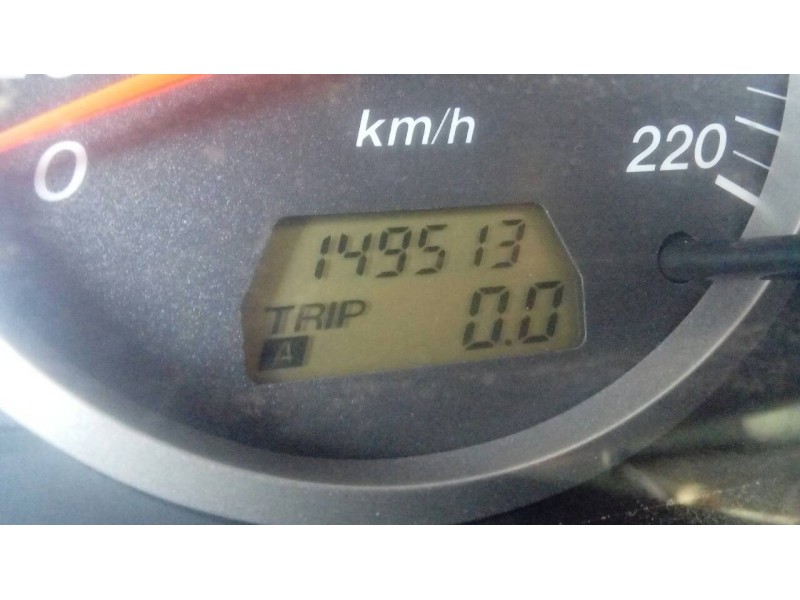 mazda 2 berlina (dy) del año 2003