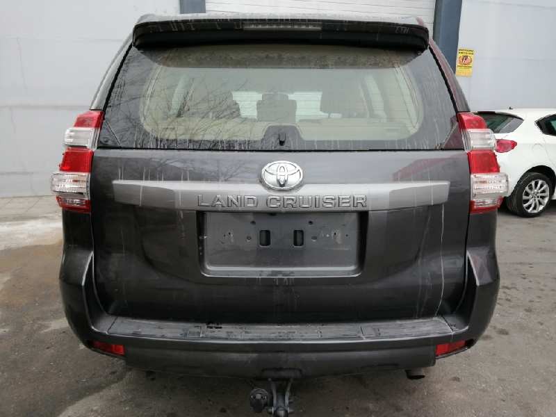 toyota land cruiser (j15) del año 2017