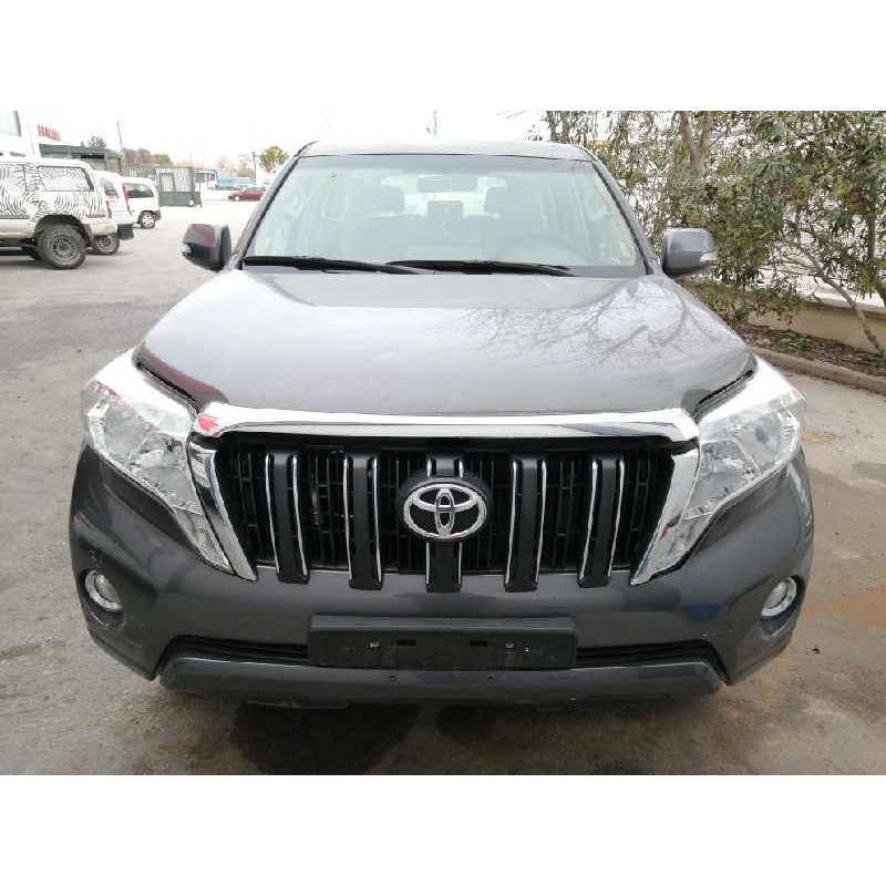 toyota land cruiser (j15) del año 2017