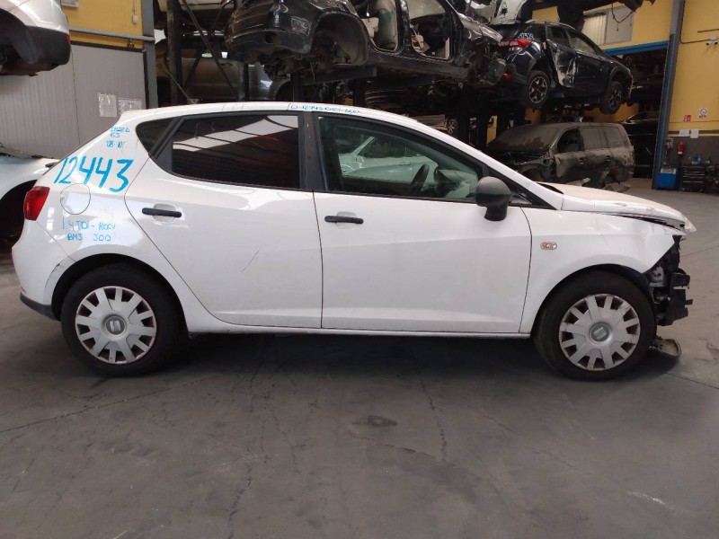 seat ibiza (6j5) del año 2010
