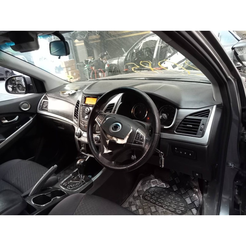 ssangyong korando del año 2015