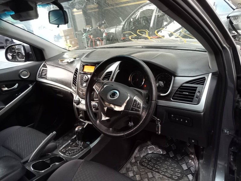 ssangyong korando del año 2015