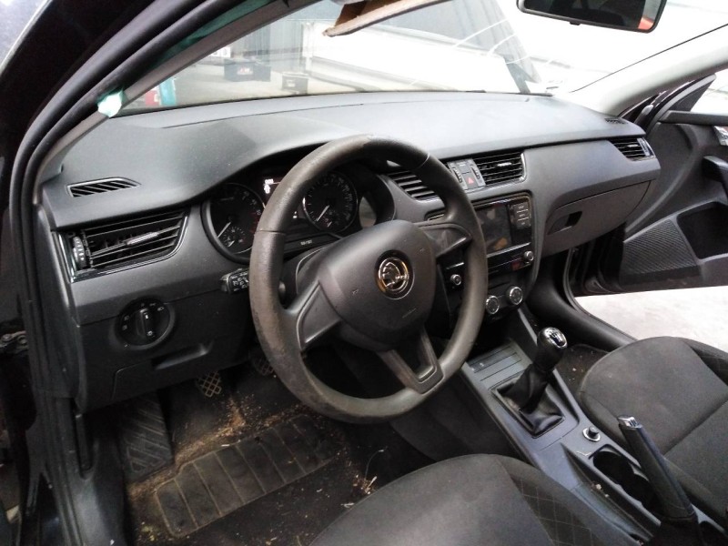 skoda octavia lim. (5e3) del año 2018