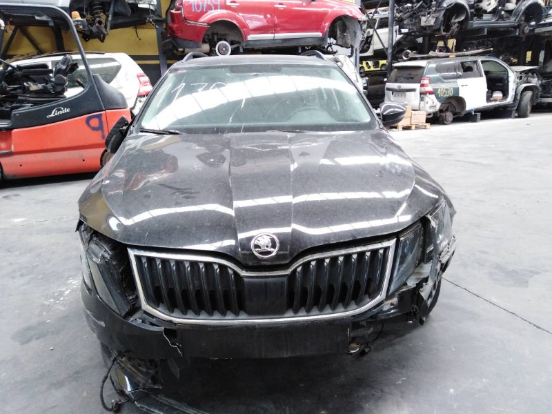 skoda octavia lim. (5e3) del año 2018