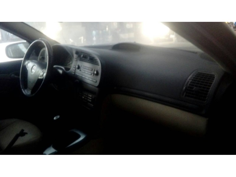 saab 9-3 berlina del año 2005