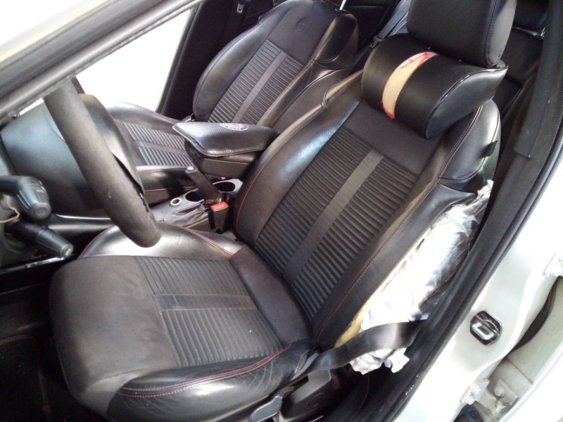 alfa romeo giulietta (191) del año 2010