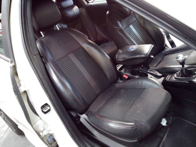 alfa romeo giulietta (191) del año 2010