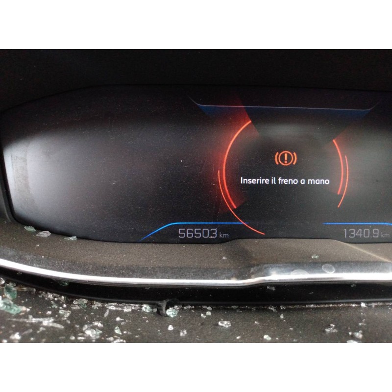 peugeot 5008 del año 2023