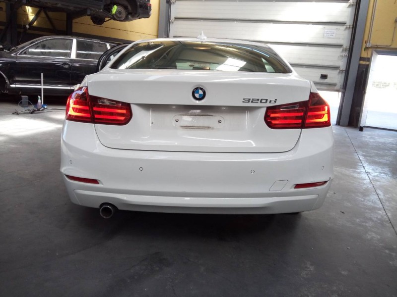 bmw serie 3 lim. (f30) del año 2013