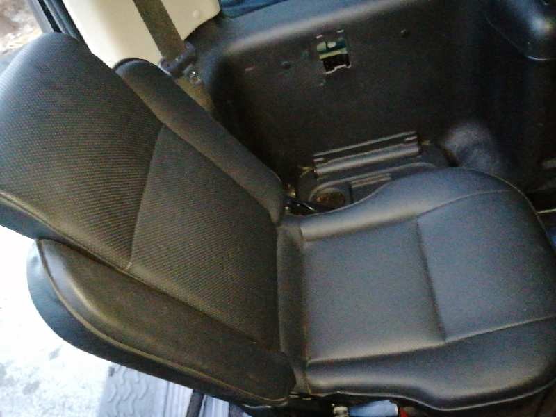 land rover discovery del año 2004